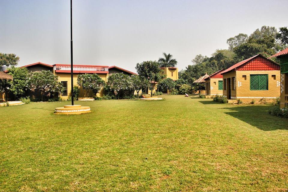 Kajipuria Resort Gajraula ภายนอก รูปภาพ