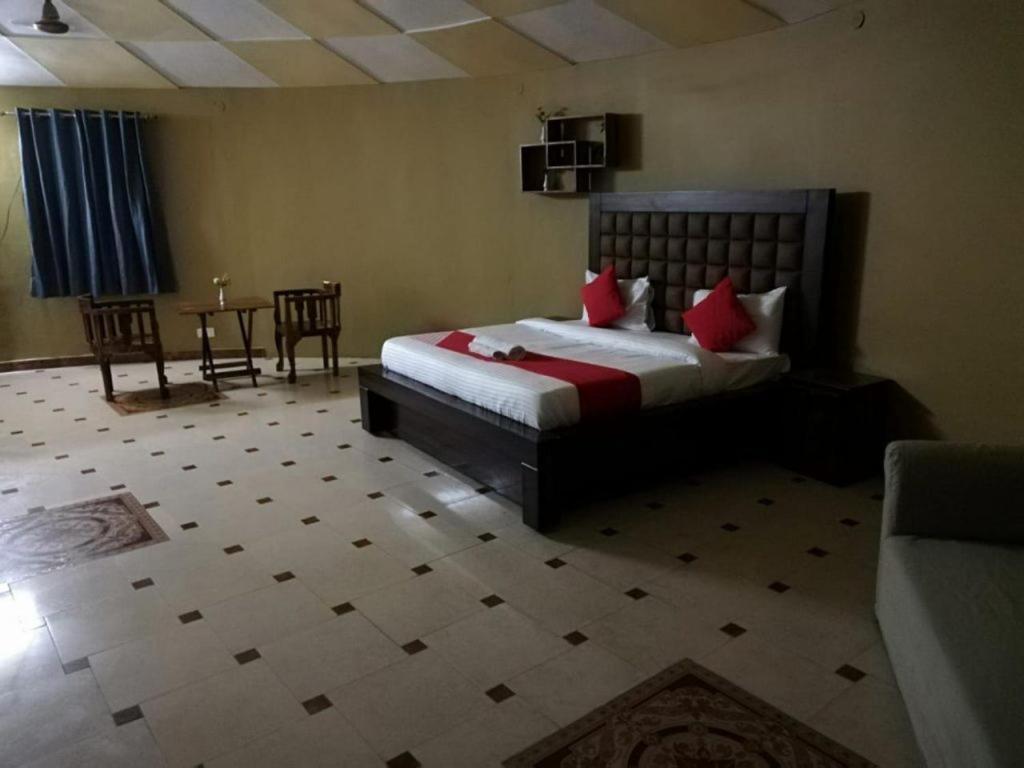 Kajipuria Resort Gajraula ภายนอก รูปภาพ